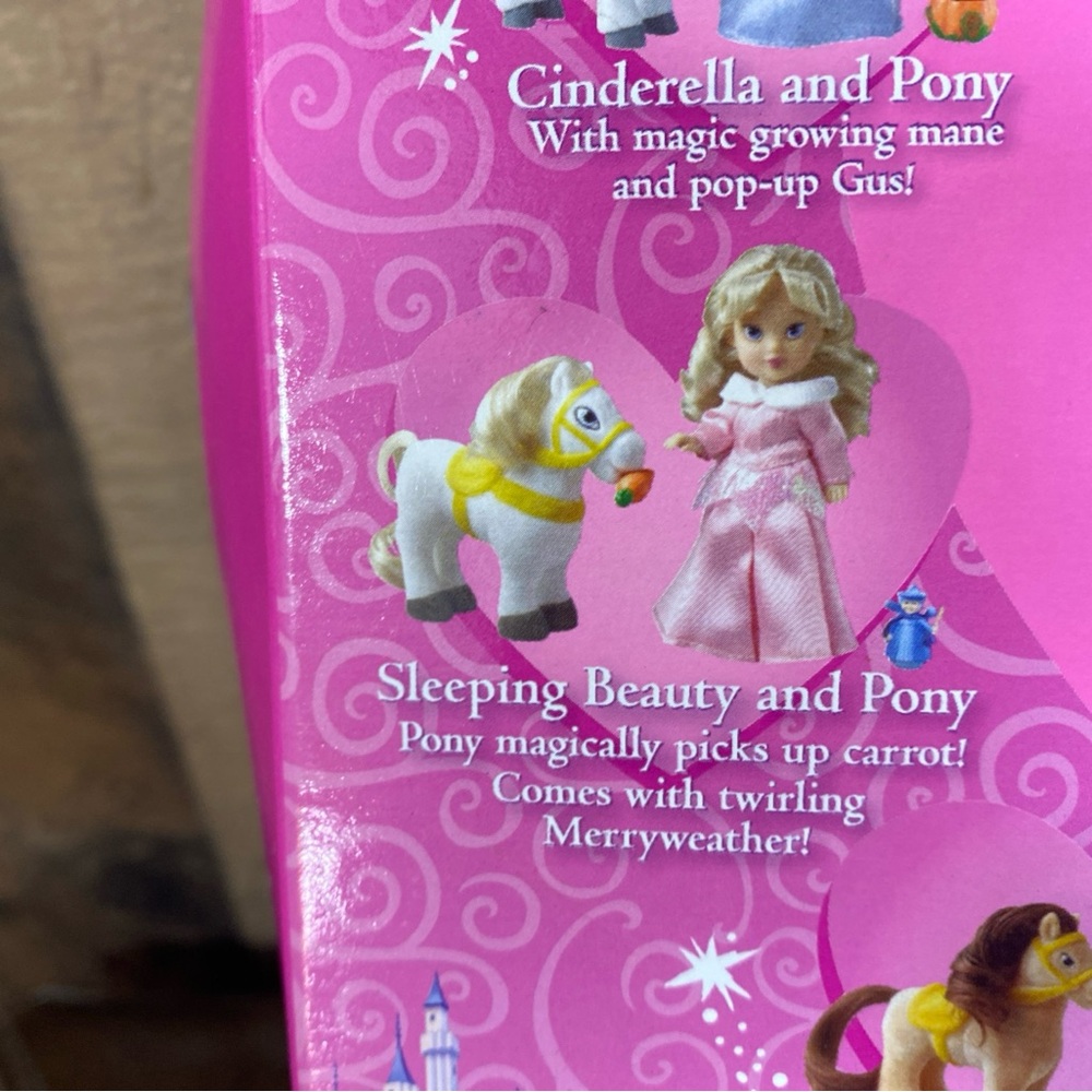 Princess Sleeping Beauty Doll Magical Pony And Merriweather Playset 2001 Retired - Picture 10 of 16